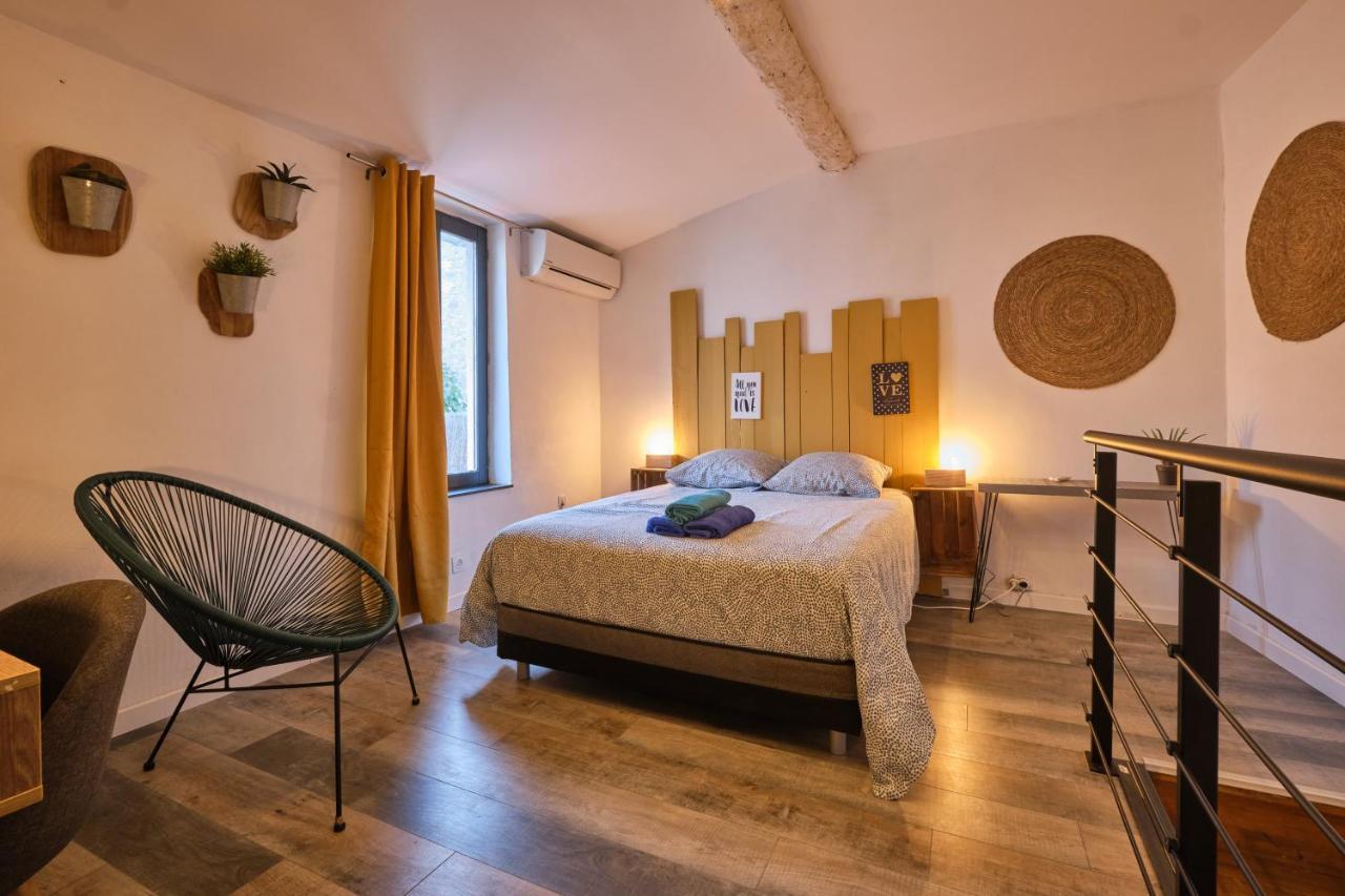 Melina - Jacuzzi - Maison Avec Cour Climatisee Proche Cite Medieval Carcassonne Exterior photo