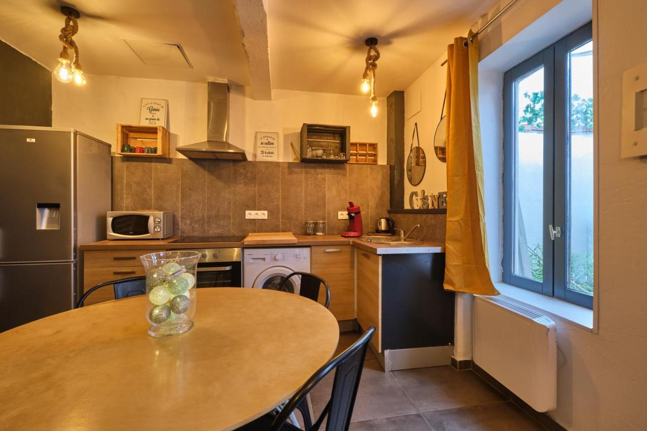 Melina - Jacuzzi - Maison Avec Cour Climatisee Proche Cite Medieval Carcassonne Exterior photo